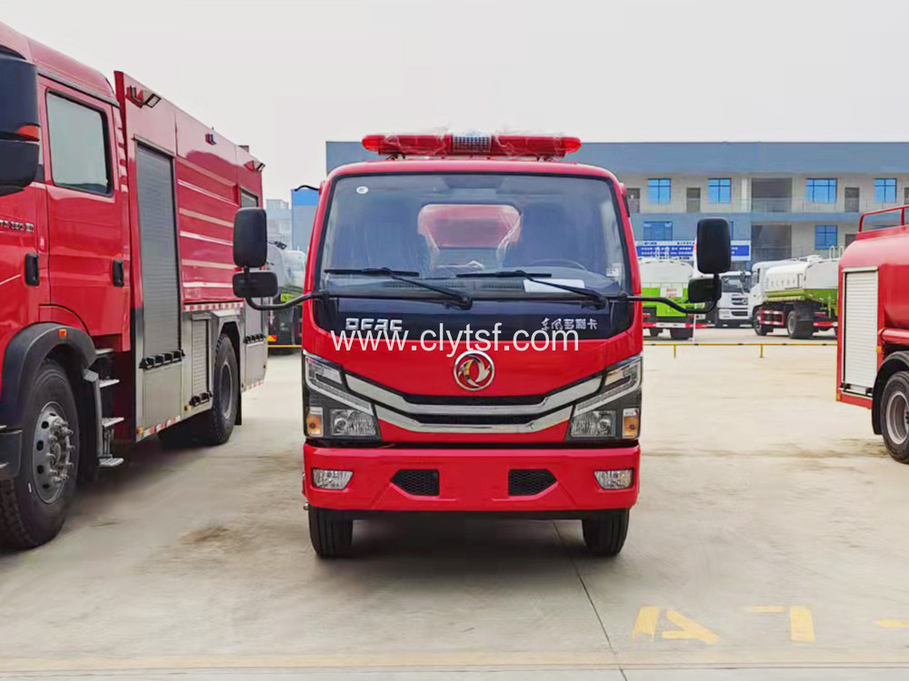 东风小多利卡消防洒水车