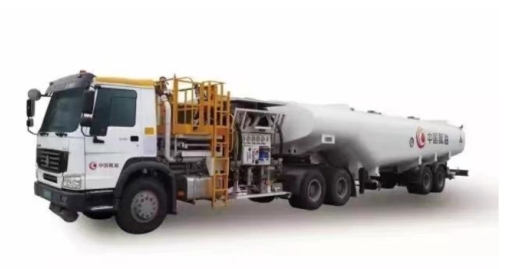 45方CL5526FJJY45A型飞机加油车