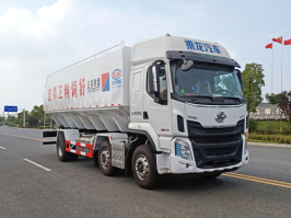 国六柳汽30方散装饲料车