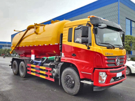 东风专底D3后双桥吸污车