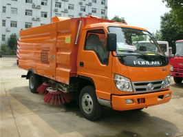 福田时代5方扫路车